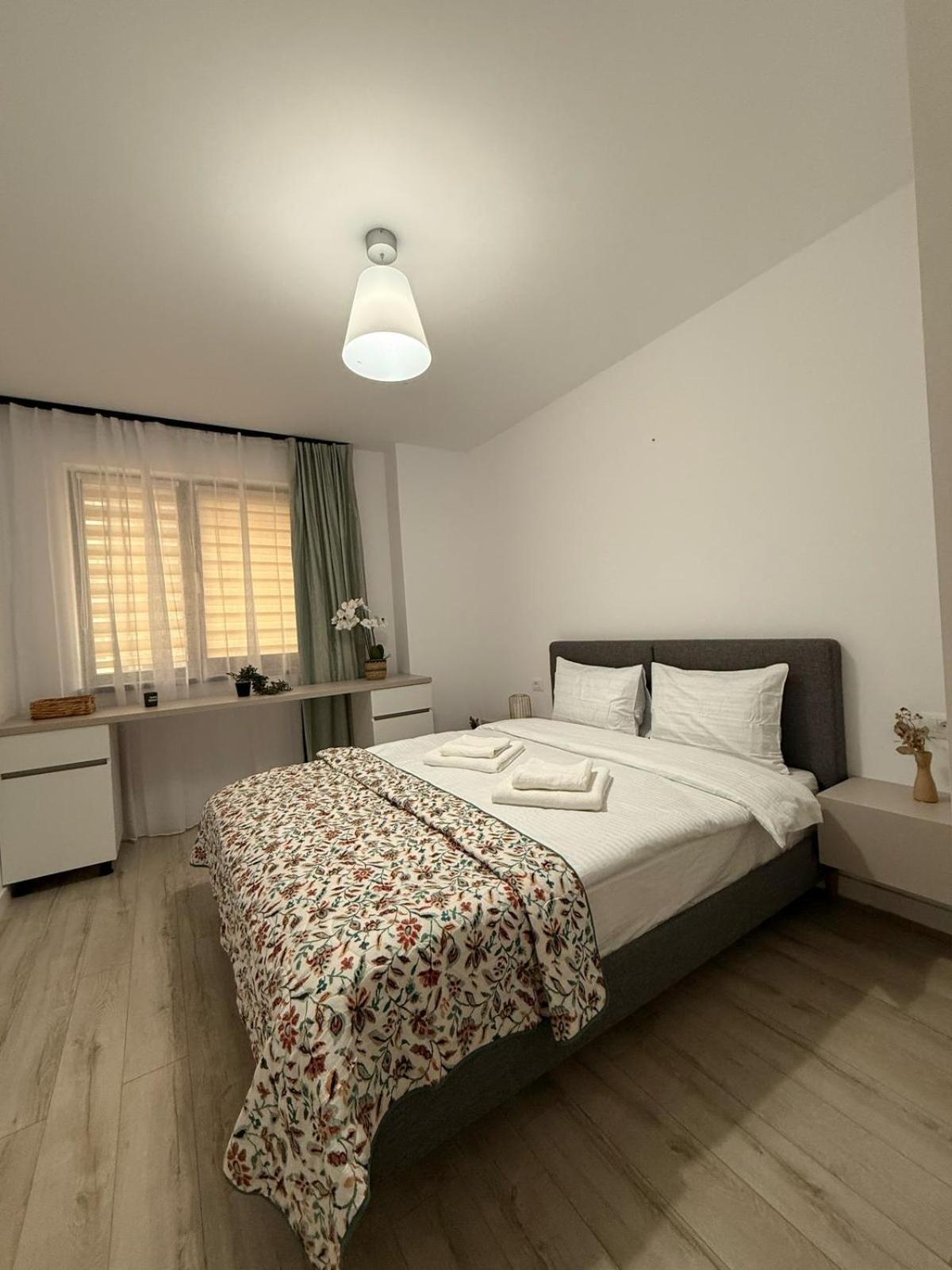 Luxevibe Apartments Near Mall Moldova Iasi Exterior photo