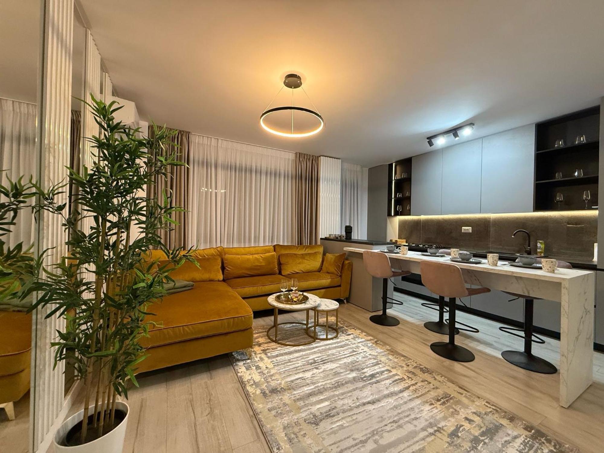 Luxevibe Apartments Near Mall Moldova Iasi Exterior photo