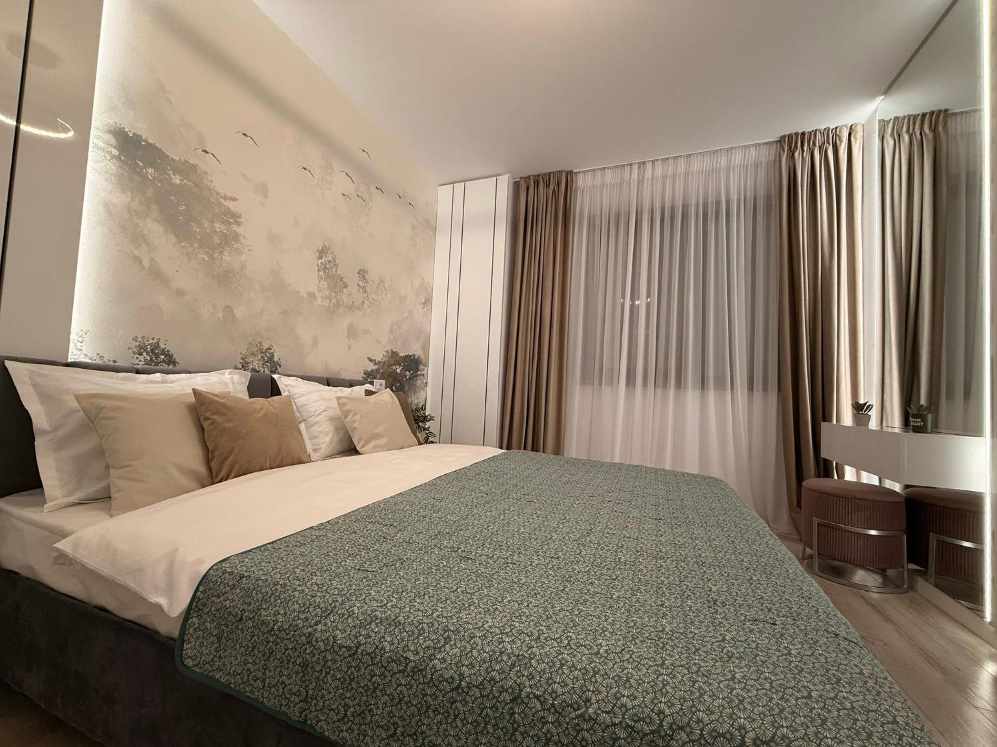 Luxevibe Apartments Near Mall Moldova Iasi Exterior photo